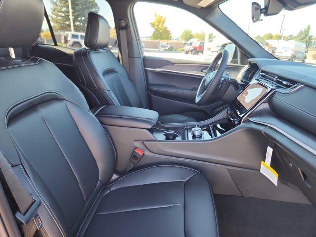 new 2025 Jeep Grand Cherokee car, priced at $47,890