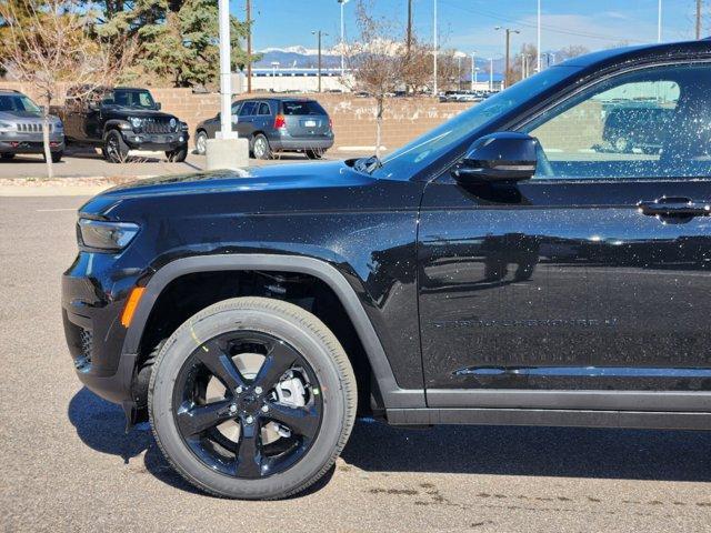 new 2024 Jeep Grand Cherokee L car, priced at $49,103