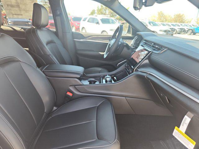 new 2025 Jeep Grand Cherokee L car, priced at $54,781