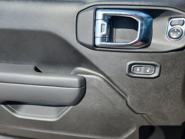new 2025 Jeep Gladiator car, priced at $48,630