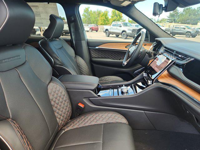 new 2025 Jeep Grand Cherokee car, priced at $67,175