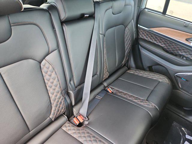 new 2025 Jeep Grand Cherokee car, priced at $67,175