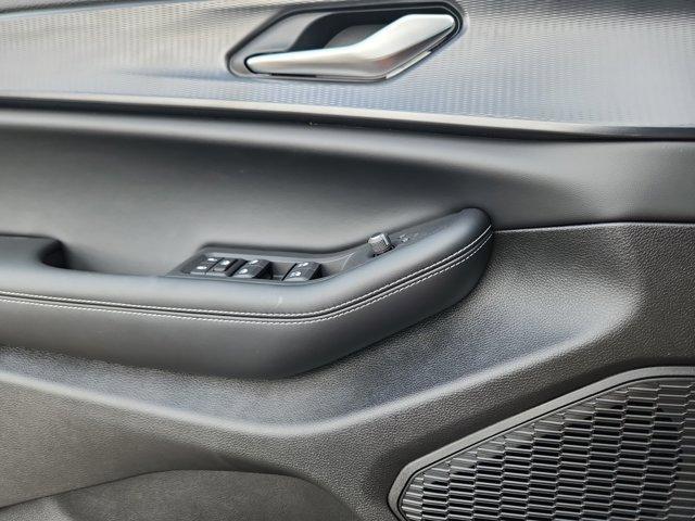 new 2025 Jeep Grand Cherokee car, priced at $39,840