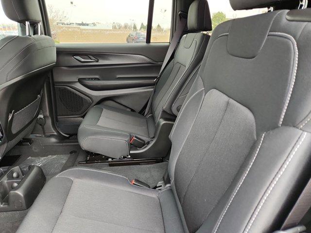 new 2025 Jeep Grand Cherokee L car, priced at $39,364