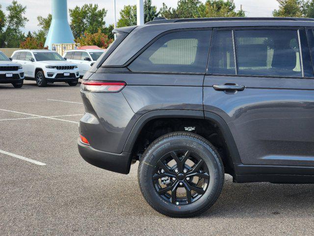 new 2025 Jeep Grand Cherokee car, priced at $42,883