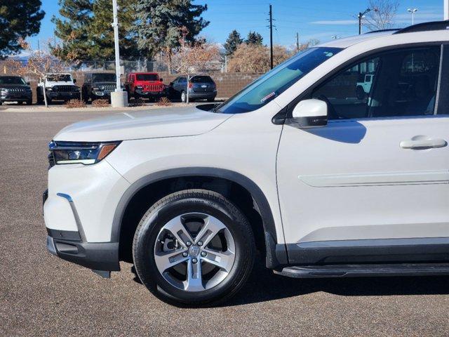 used 2023 Honda Pilot car, priced at $41,000