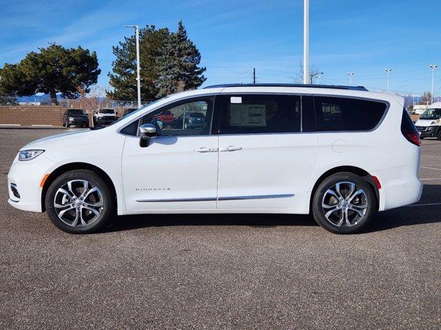 new 2025 Chrysler Pacifica car, priced at $54,446