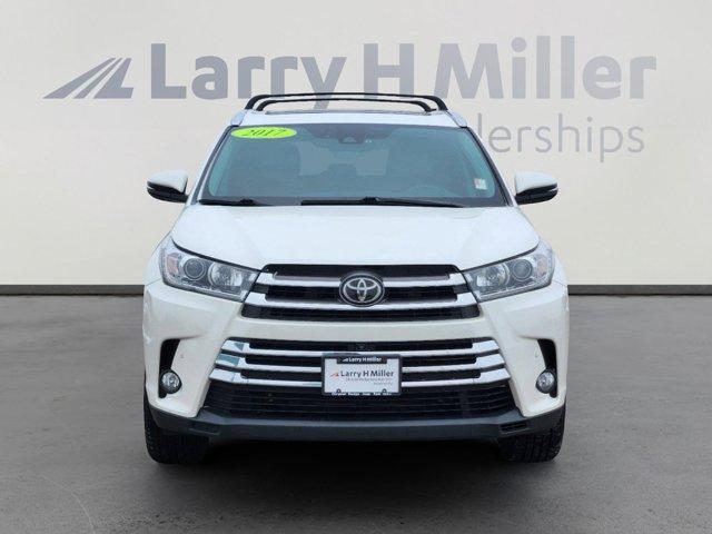 used 2017 Toyota Highlander car, priced at $26,500