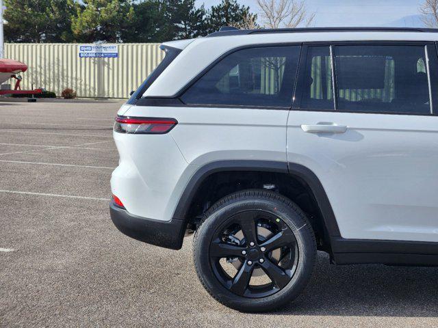 new 2025 Jeep Grand Cherokee car, priced at $47,393