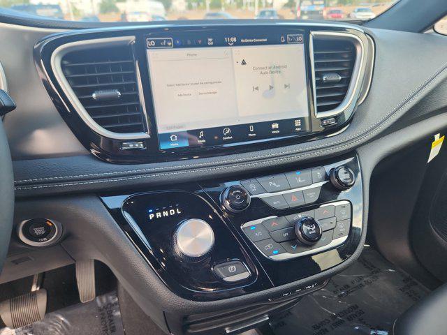 new 2025 Chrysler Pacifica car, priced at $41,285