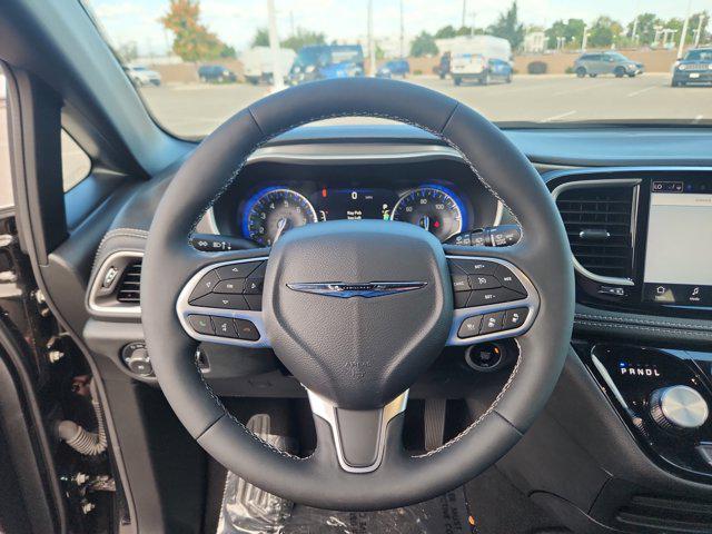 new 2025 Chrysler Pacifica car, priced at $41,285