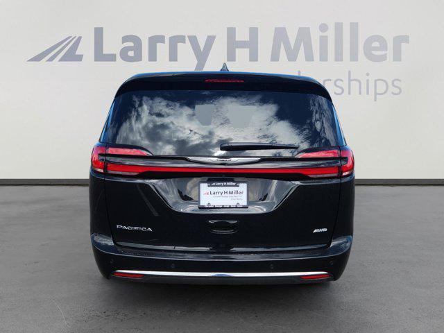 new 2025 Chrysler Pacifica car, priced at $41,285