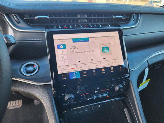 new 2025 Jeep Grand Cherokee L car, priced at $49,597