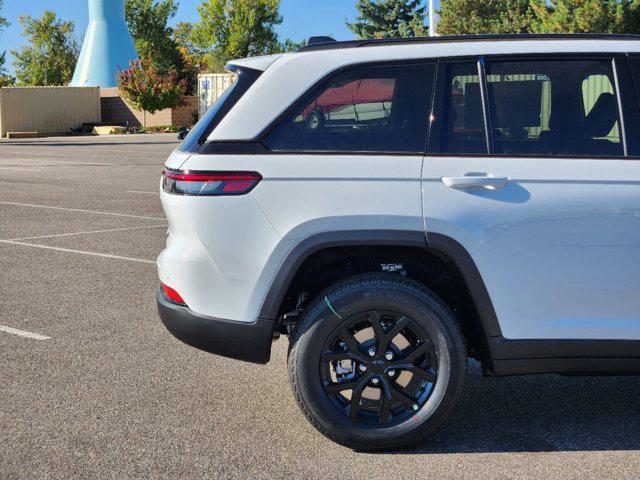 new 2025 Jeep Grand Cherokee car, priced at $42,347