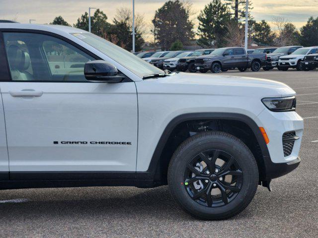 new 2025 Jeep Grand Cherokee car, priced at $42,544