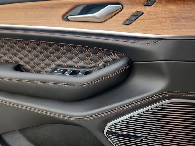 new 2025 Jeep Grand Cherokee car, priced at $67,005