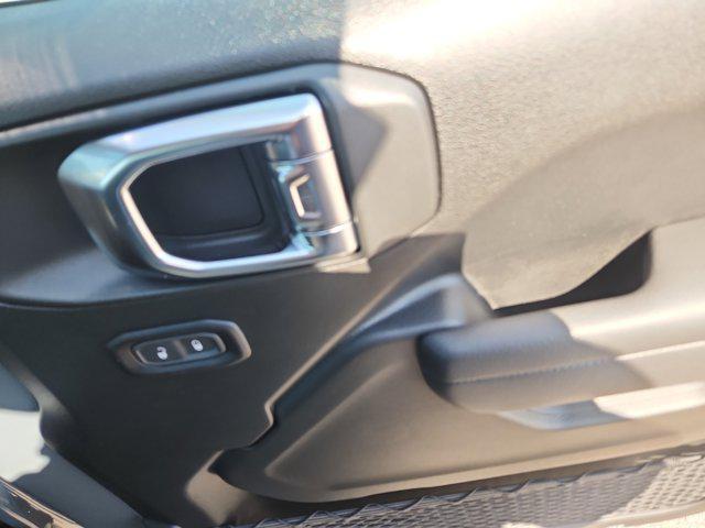new 2025 Jeep Gladiator car, priced at $44,604