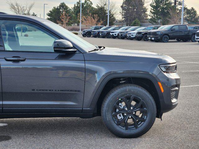 new 2025 Jeep Grand Cherokee car, priced at $43,080