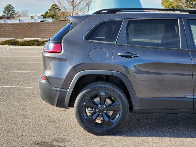 new 2023 Jeep Cherokee car, priced at $40,020