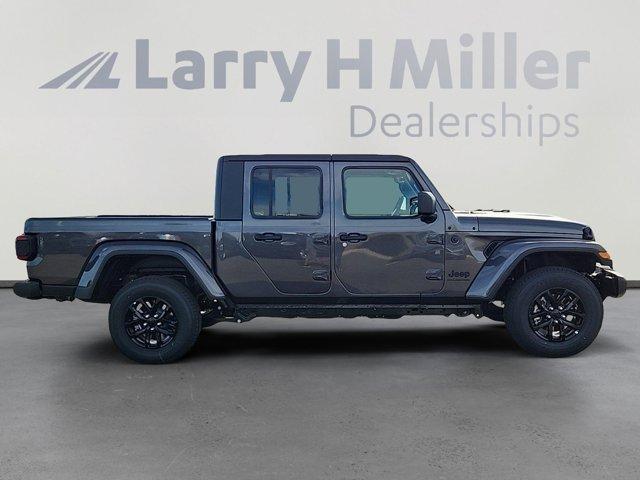 new 2023 Jeep Gladiator car, priced at $39,999