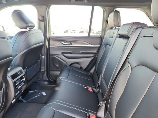 new 2025 Jeep Grand Cherokee car, priced at $39,505