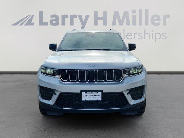 new 2025 Jeep Grand Cherokee car, priced at $37,050