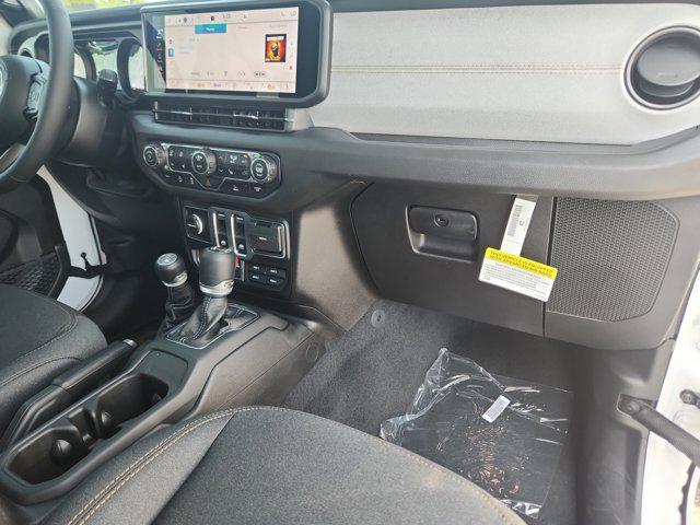 new 2025 Jeep Wrangler car, priced at $48,375