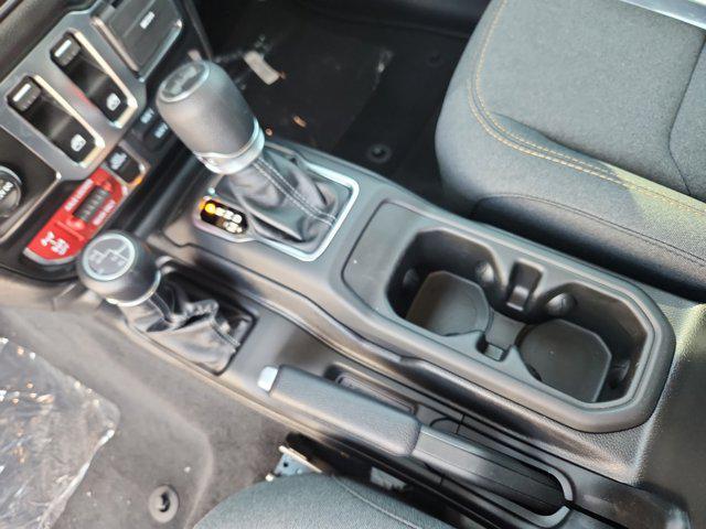 new 2025 Jeep Wrangler car, priced at $48,375