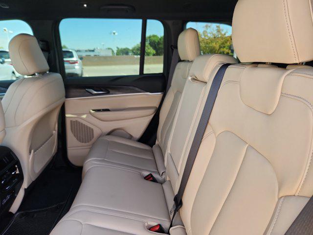 new 2025 Jeep Grand Cherokee car, priced at $42,426