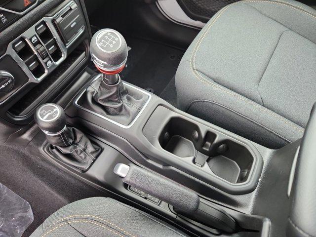 new 2025 Jeep Wrangler car, priced at $33,985