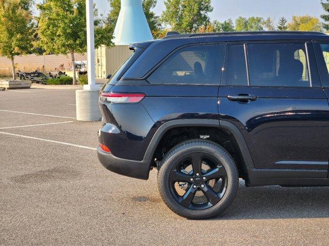 new 2024 Jeep Grand Cherokee car, priced at $47,271