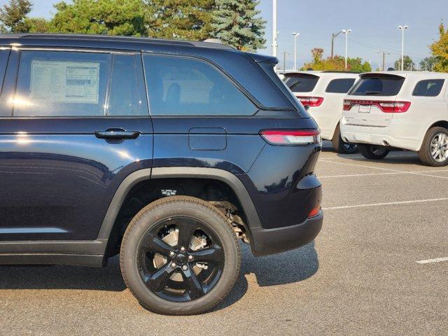 new 2024 Jeep Grand Cherokee car, priced at $47,271