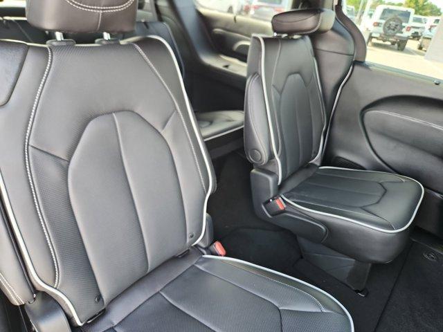 new 2025 Chrysler Pacifica car, priced at $50,249