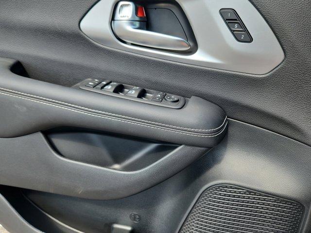 new 2025 Chrysler Pacifica car, priced at $50,249