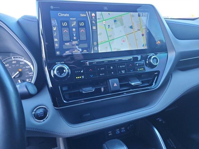 used 2022 Toyota Highlander car, priced at $36,000