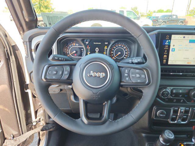 new 2025 Jeep Gladiator car, priced at $43,303