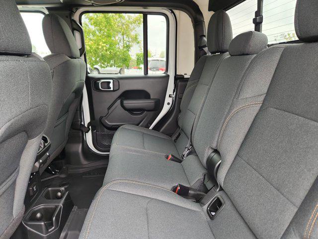 new 2025 Jeep Gladiator car, priced at $47,132