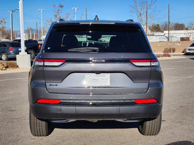 new 2025 Jeep Grand Cherokee car, priced at $41,580