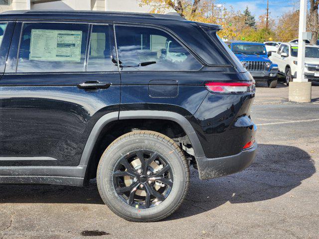 new 2025 Jeep Grand Cherokee car, priced at $43,779