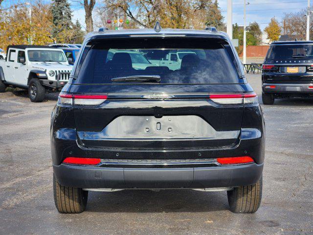 new 2025 Jeep Grand Cherokee car, priced at $43,779