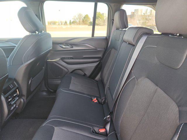 new 2025 Jeep Grand Cherokee car, priced at $41,567