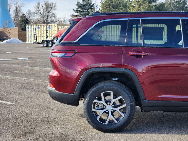 new 2025 Jeep Grand Cherokee car, priced at $49,733