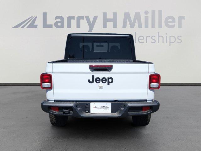 new 2025 Jeep Gladiator car, priced at $42,140