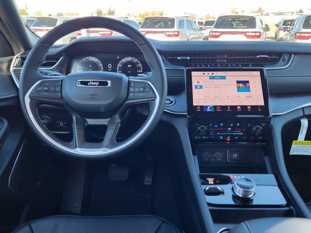 new 2025 Jeep Grand Cherokee car, priced at $52,891