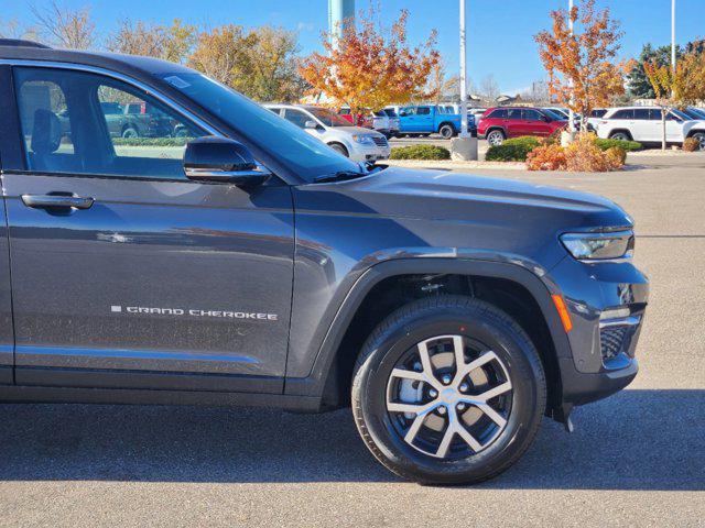 new 2025 Jeep Grand Cherokee car, priced at $51,432