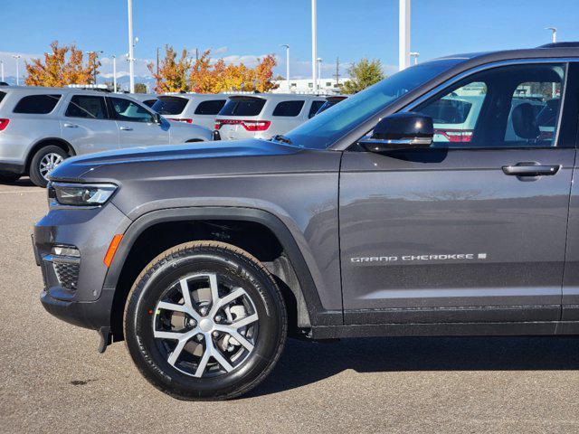 new 2025 Jeep Grand Cherokee car, priced at $51,432