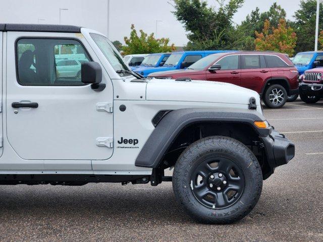 new 2024 Jeep Wrangler car, priced at $37,297