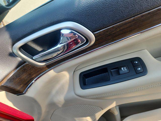 used 2015 Jeep Grand Cherokee car, priced at $10,700