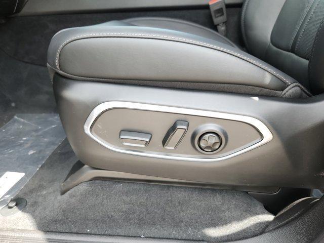 new 2025 Jeep Wagoneer car, priced at $70,014