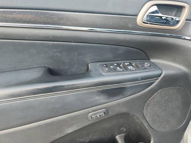 used 2017 Jeep Grand Cherokee car, priced at $14,000